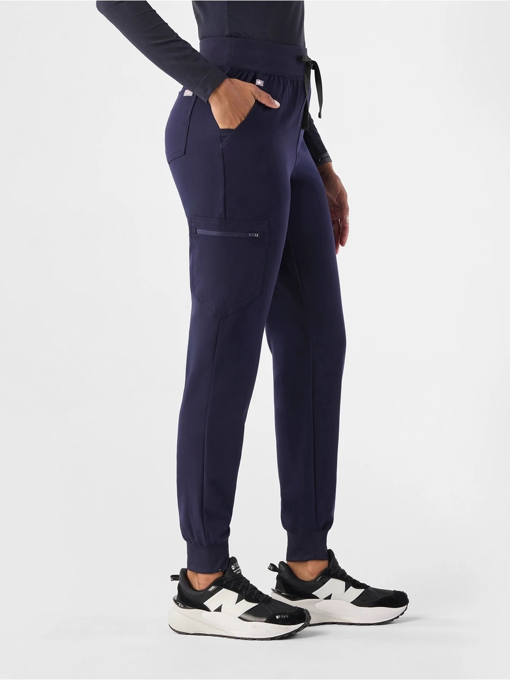 FIGS Navy joggers 
Zamora - Jogger Scrub Pants - XS
